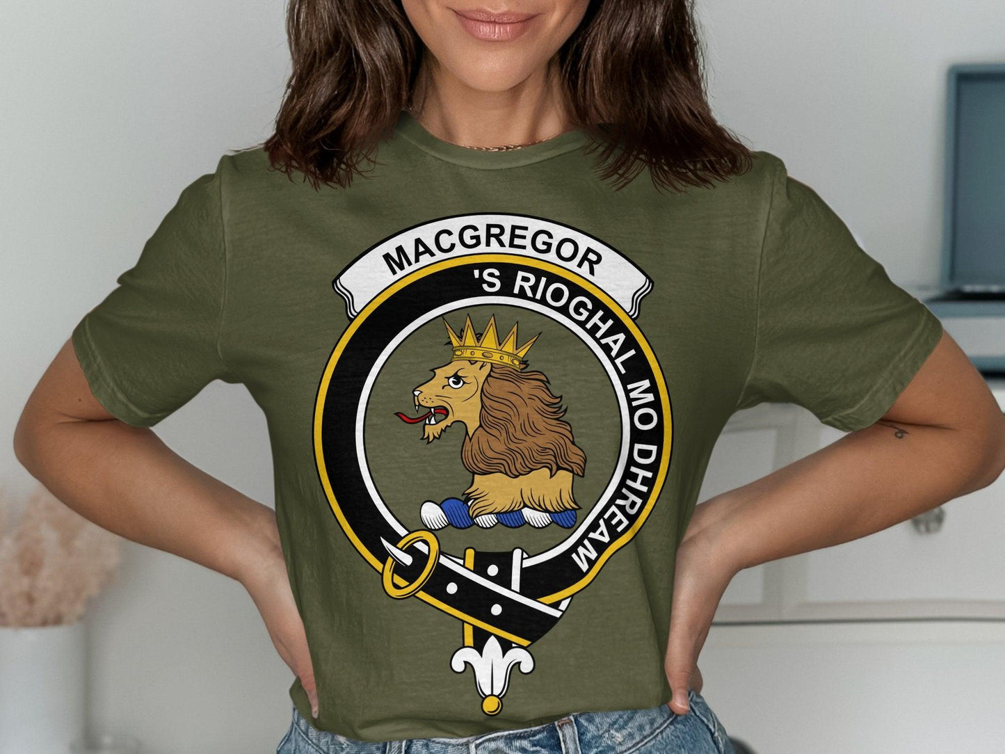 MacGregor Clan Crest Highland Games Scottish Festival T-Shirt - Living Stone Gifts