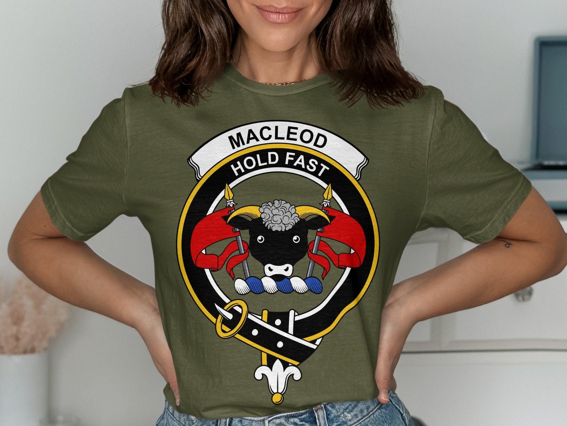 MacLeod Clan Crest Scottish Highland Games T-Shirt - Living Stone Gifts