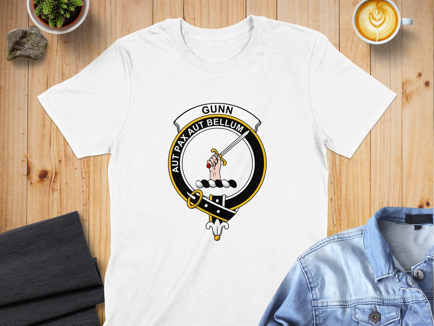 Gunn Scottish Clan Crest T-Shirt - Living Stone Gifts
