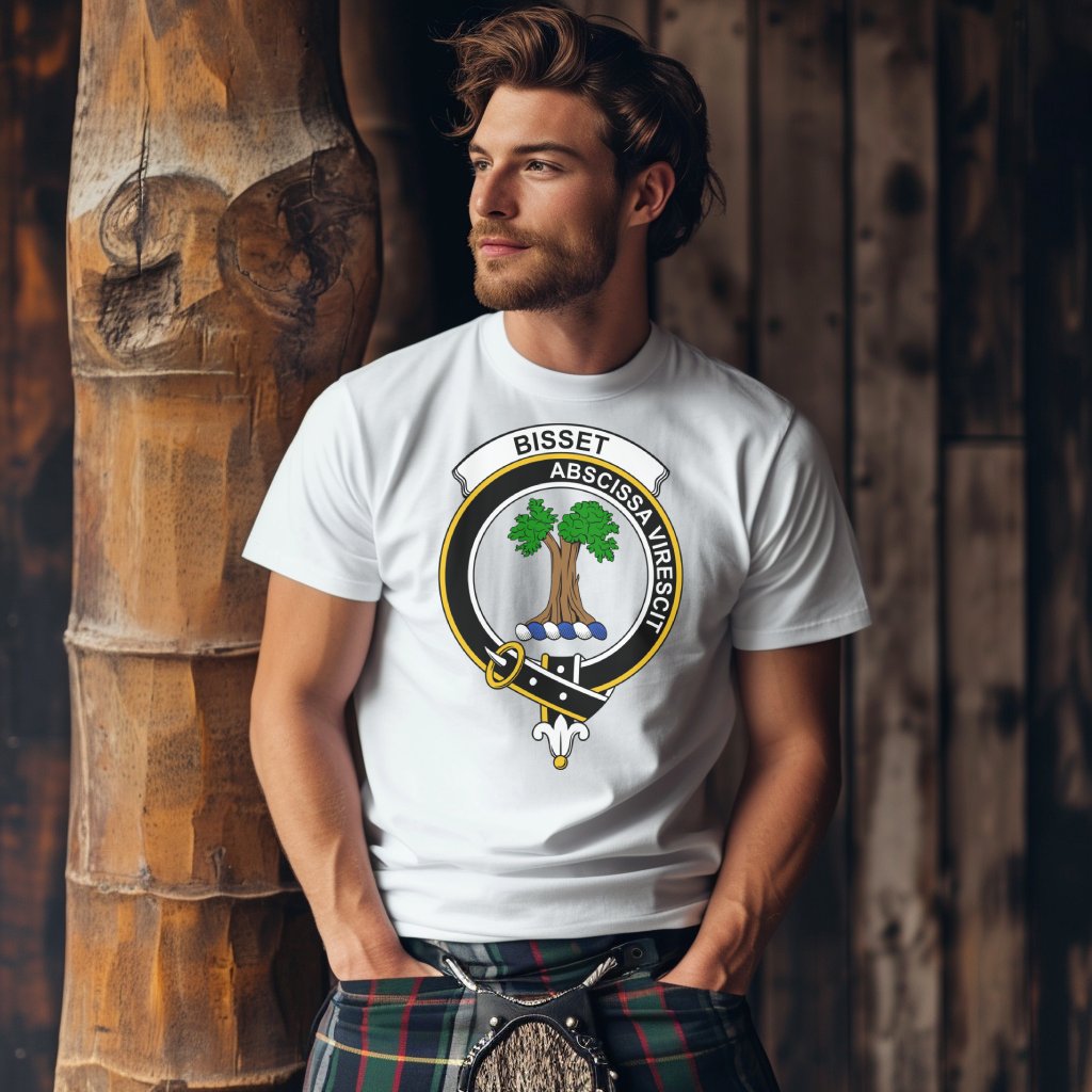 Bisset Scottish Clan Crest Highland Games T-Shirt - Living Stone Gifts