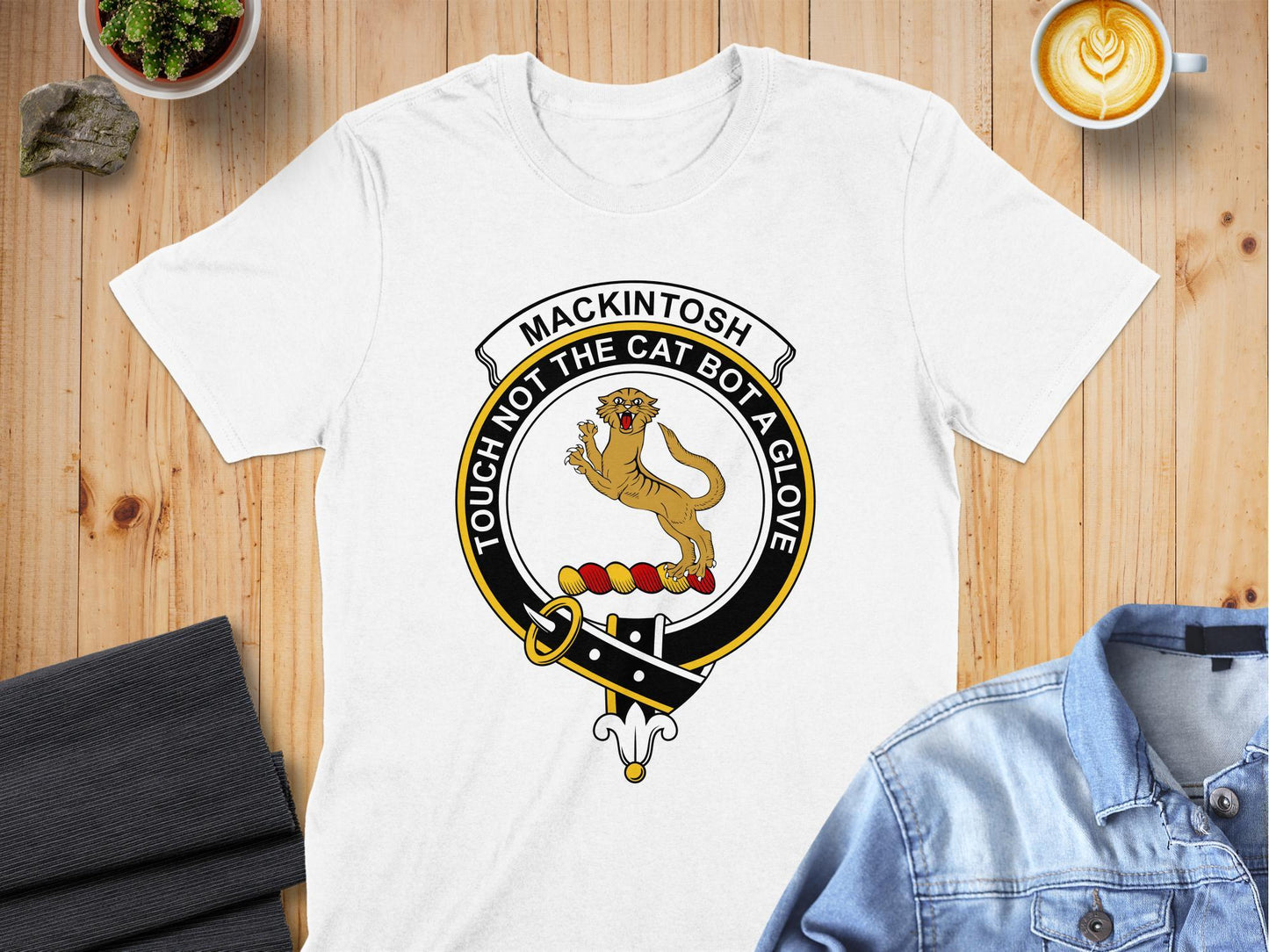 Mackintosh Clan Crest Highland Games Inspiration T-Shirt - Living Stone Gifts
